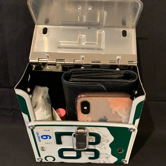 Handmade Colorado License Plate Crossbody Bag - Picture 7 of 8